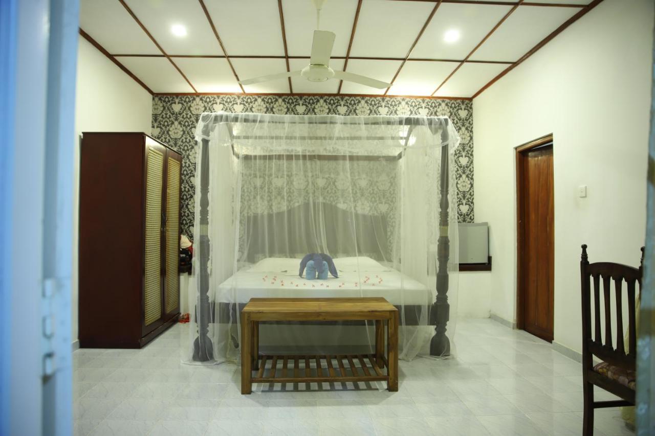 Bougain Villa Bentota Exterior photo