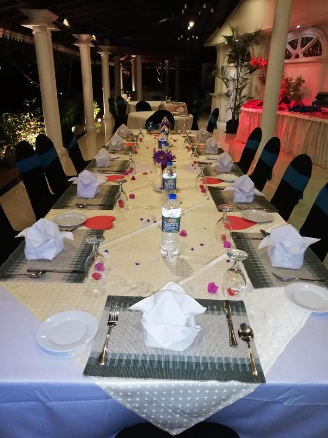 Bougain Villa Bentota Exterior photo